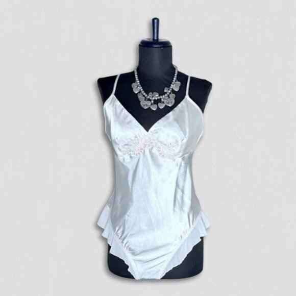 Secret Treasures Bodysuit Embroidered Ruffle Satin White Size Medium - Picture 1 of 11